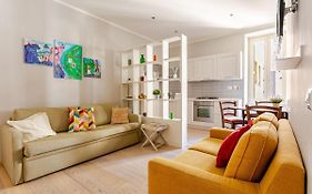 Dng House - Vatican 80 Square